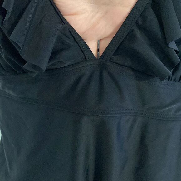 Sporlike-black ruffle one piece lace up back- Size XL - Picture 7 of 12